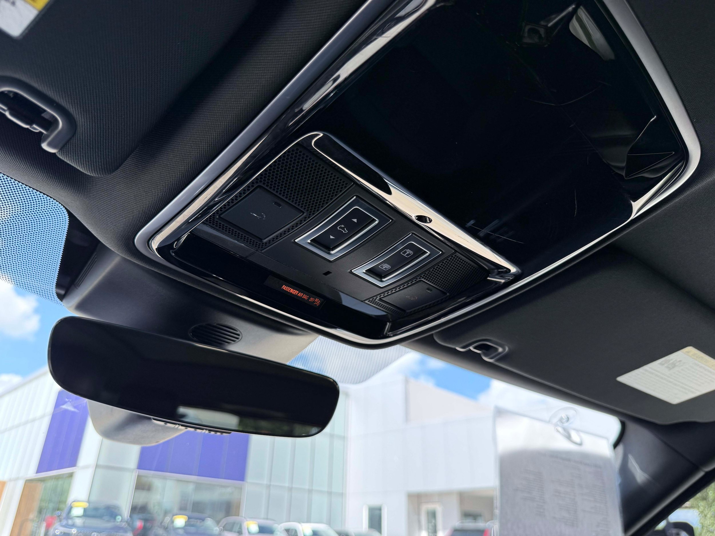 Used 2019 Land Rover Range Rover Sport HSE AWD/4WD image 29