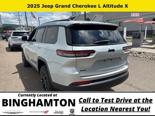 New 2025 Jeep Grand Cherokee L Altitude image 4