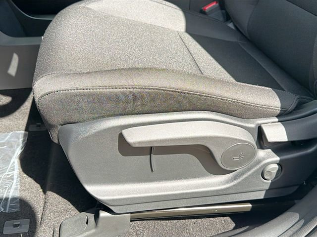 New 2026 Hyundai Santa Fe SE image 19