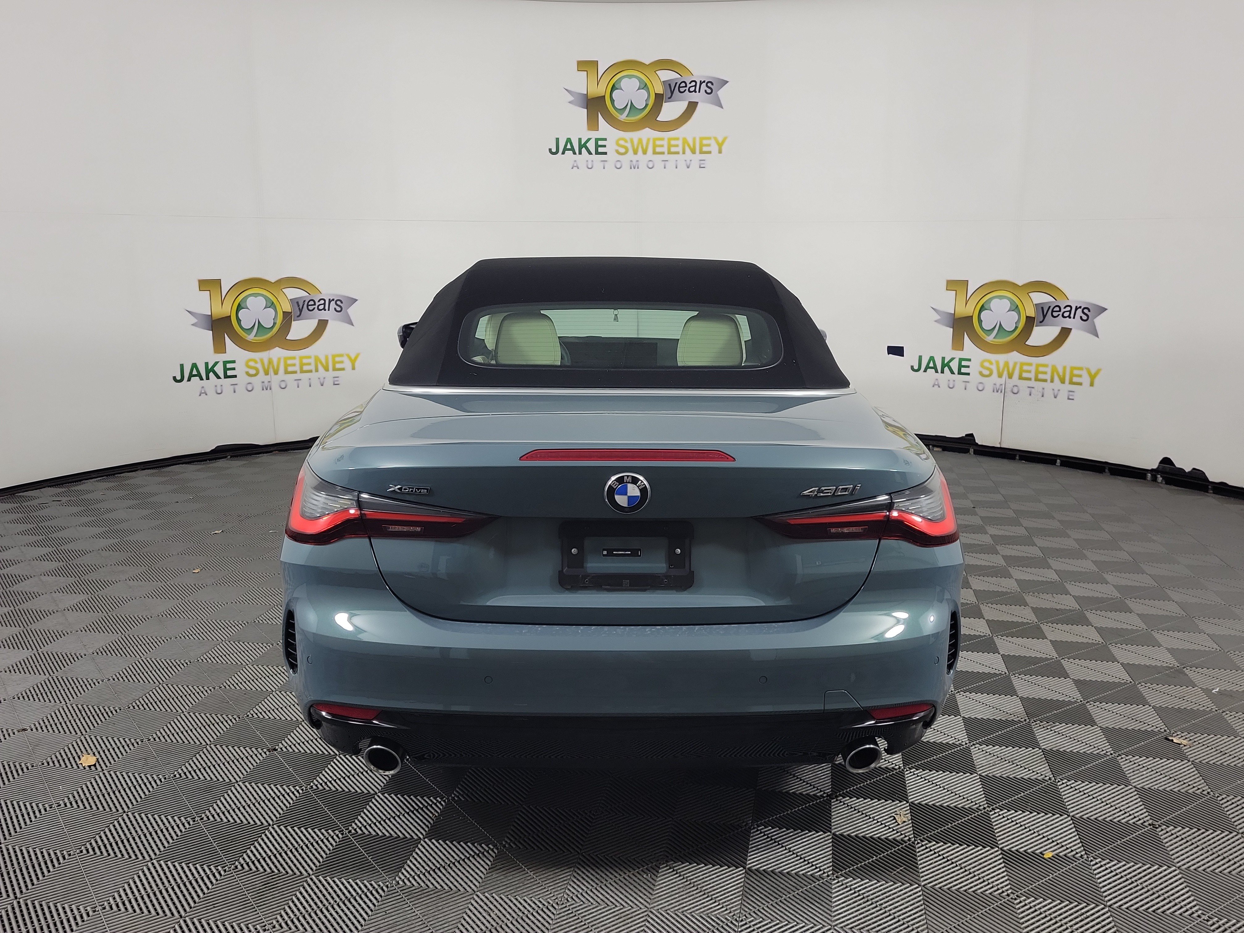Certified 2025 BMW 430i xDrive Convertible w/ Premium Package AWD/4WD image 3