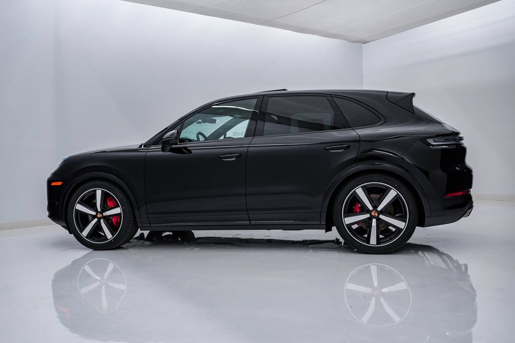 New 2026 Porsche Cayenne S AWD/4WD image 2