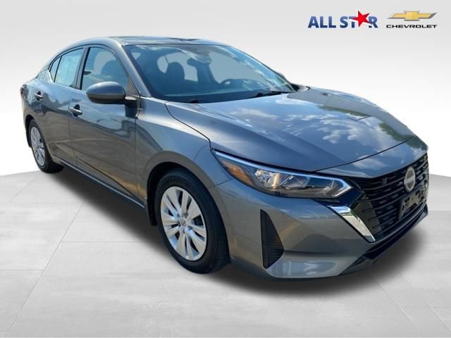 Used 2024 Nissan Sentra S image 1