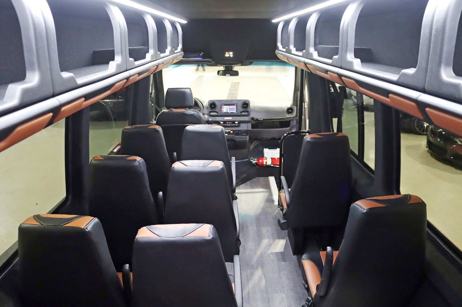 Used 2023 Mercedes-Benz Sprinter 3500 image 25