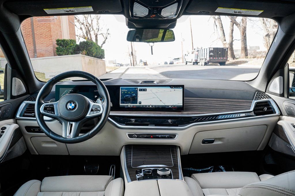 Certified 2025 BMW X5 M60i image 12