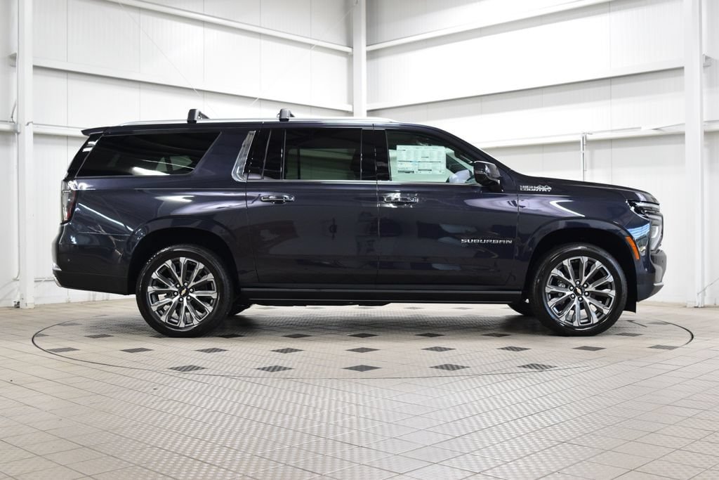 New 2026 Chevrolet Suburban High Country AWD/4WD image 9