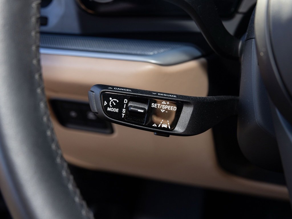 Used 2024 Porsche Cayenne Coupe image 36