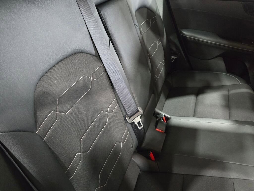 Used 2024 Kia Forte GT-Line image 12