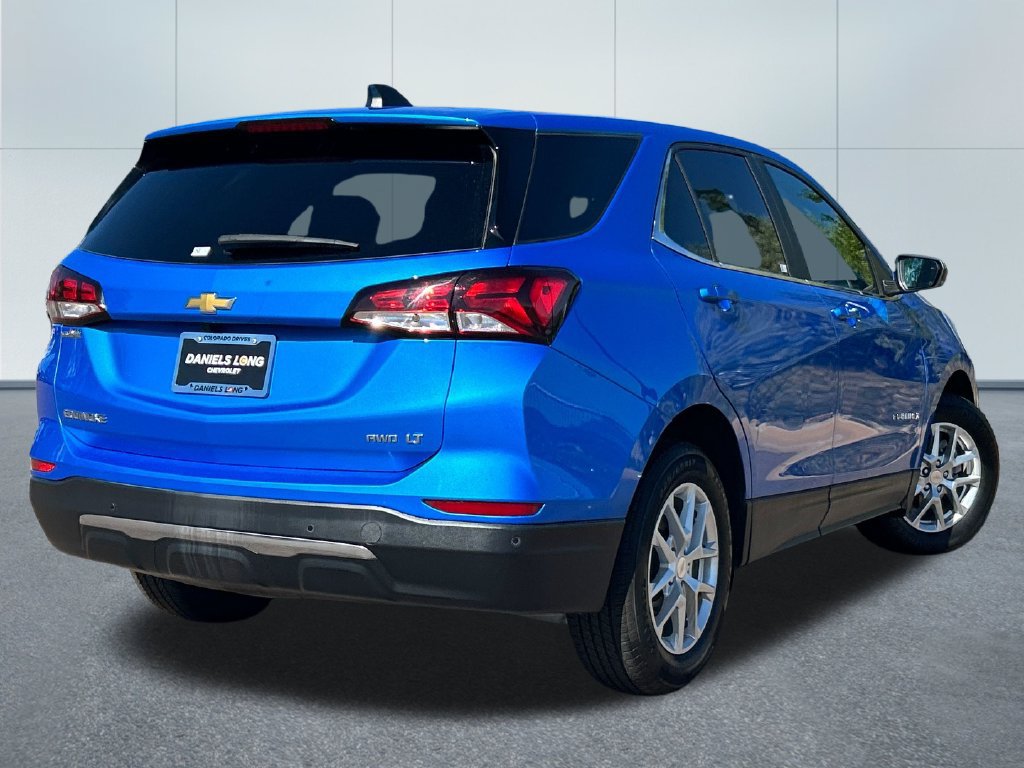 Used 2024 Chevrolet Equinox LT AWD/4WD image 2
