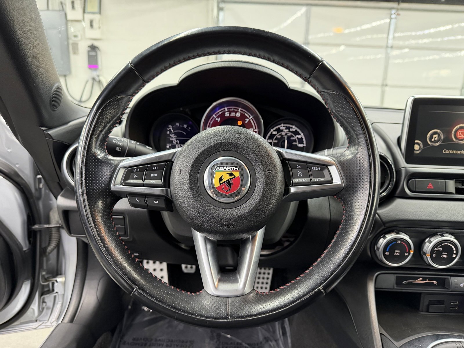 Used 2019 FIAT 124 Spider Abarth w/ Convenience Group image 13