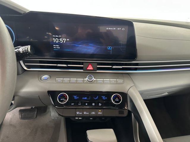 Certified 2024 Hyundai Elantra SEL image 21