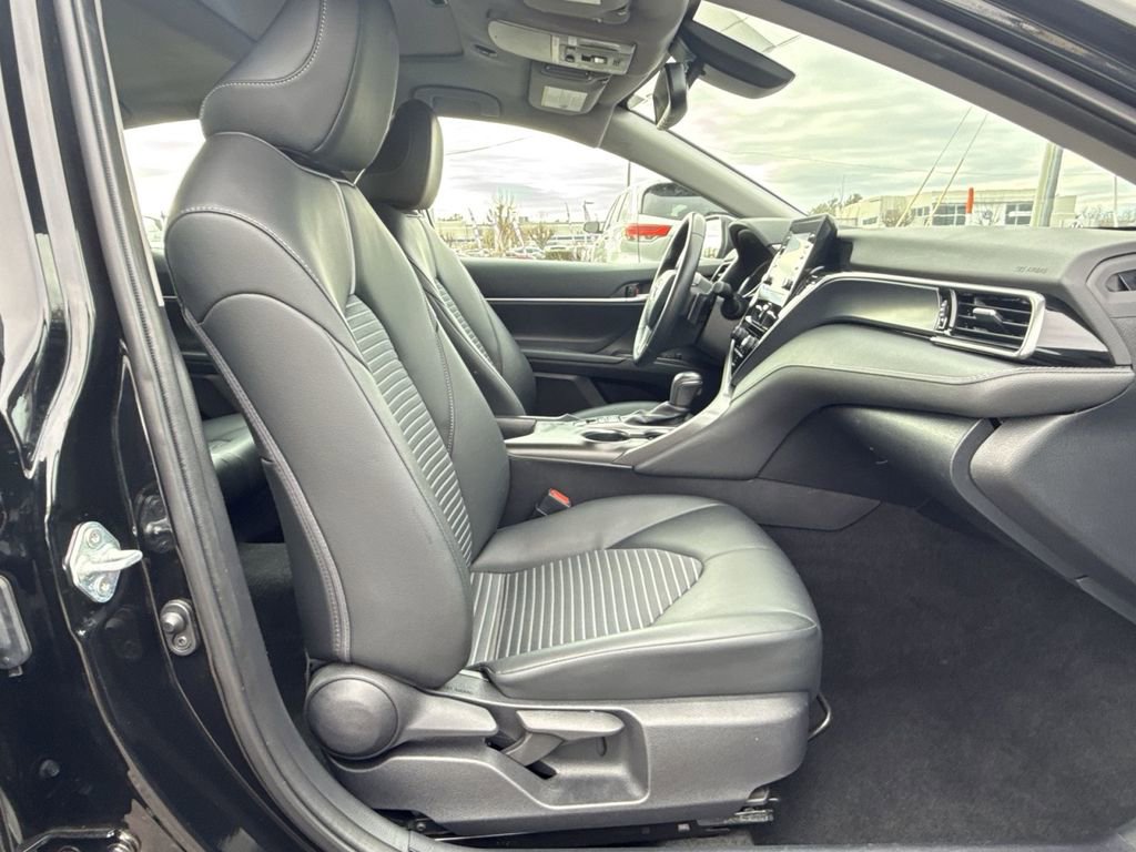 Used 2023 Toyota Camry SE image 26