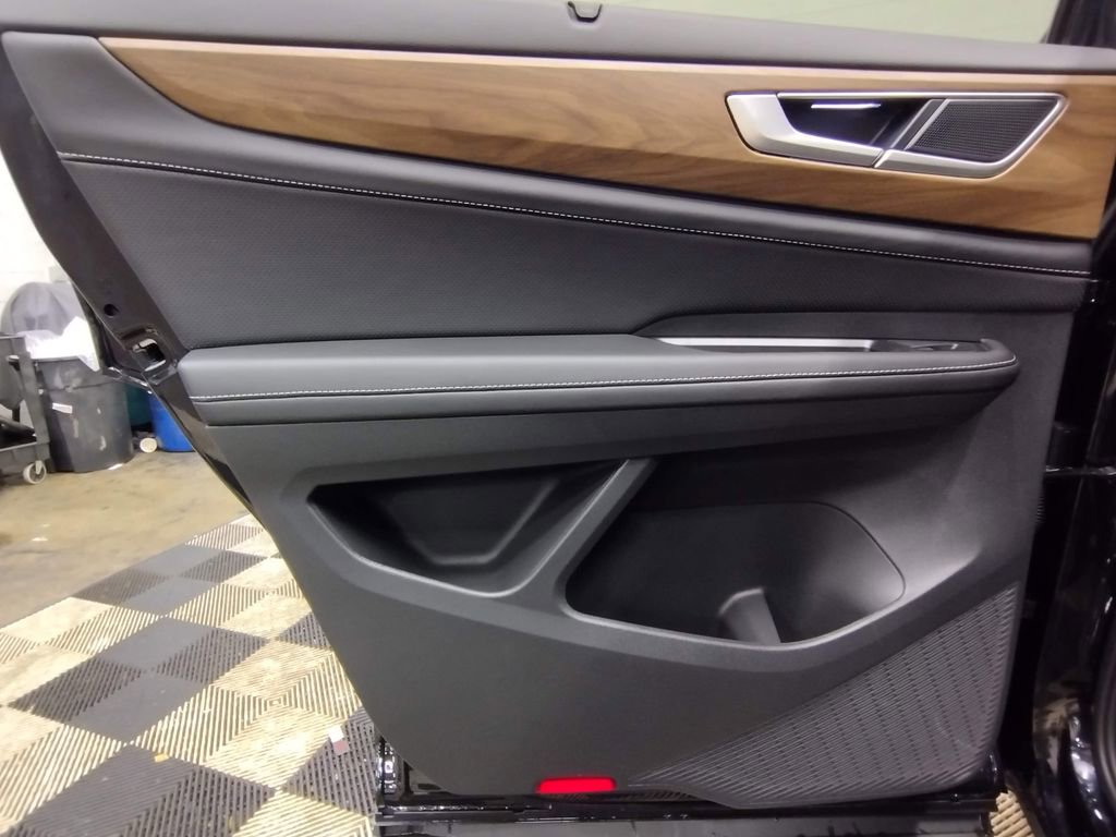 New 2026 Volkswagen Atlas SE image 36