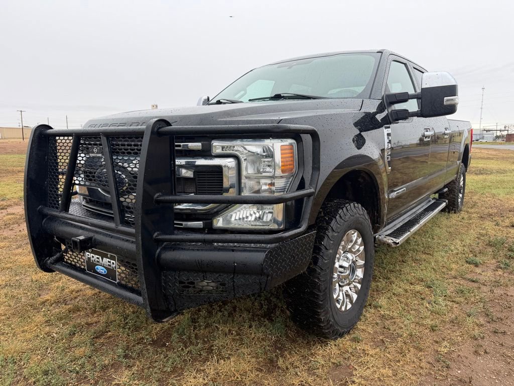 Used 2022 Ford F350 XLT w/ XLT Premium Package AWD/4WD image 3