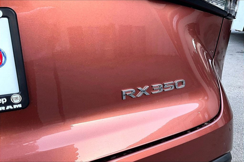Used 2025 Lexus RX 350 Premium w/ Convenience Package FWD image 11