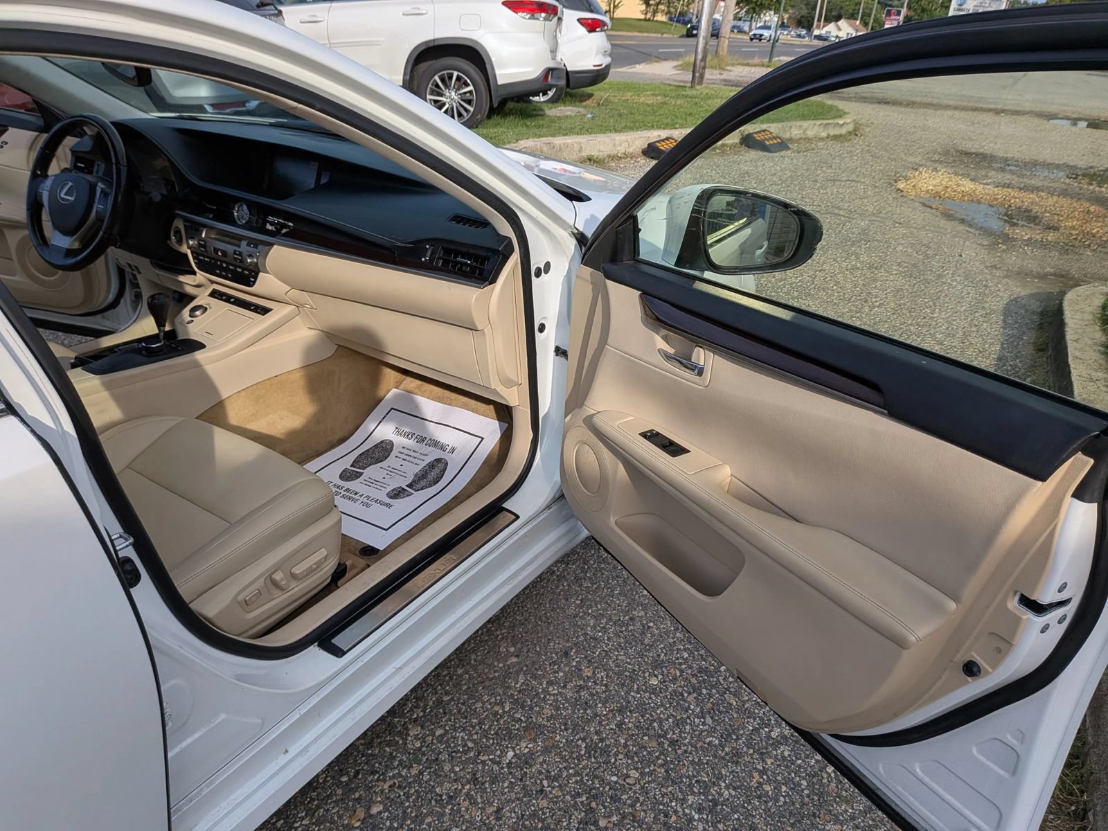 Used 2013 Lexus ES 350 w/ Premium Pkg FWD image 36