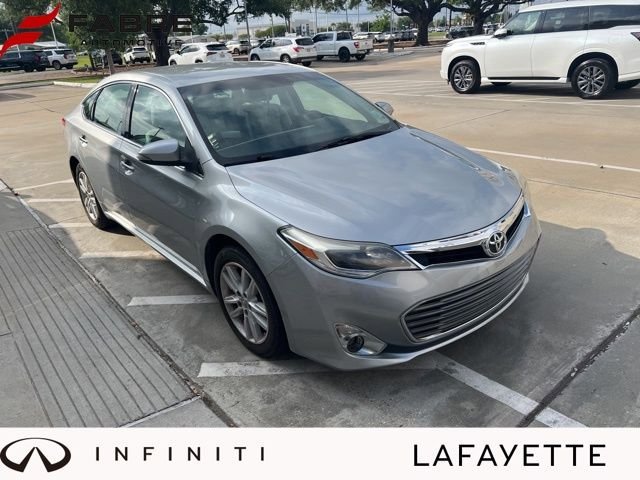 Used 2015 Toyota Avalon XLE FWD image 1