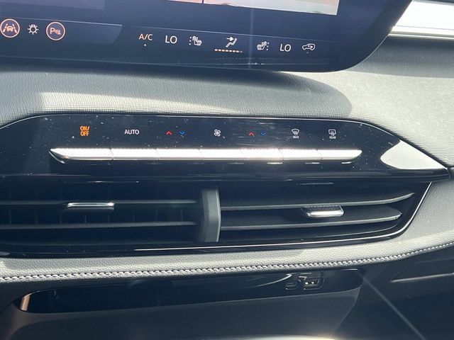 Used 2026 Buick Enclave Sport Touring w/ Power Package FWD image 25