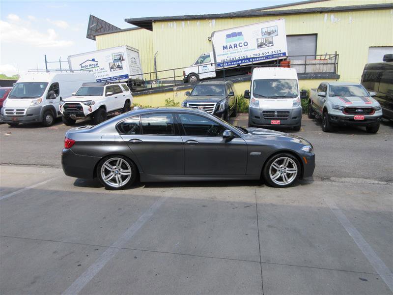 Used 2016 BMW 550i Sedan RWD image 9