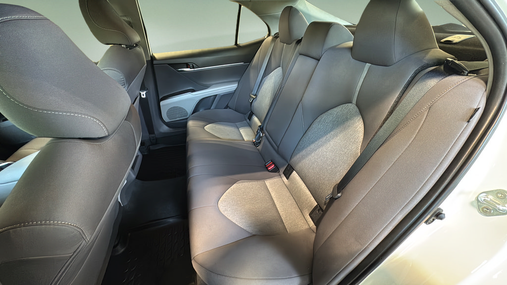 Used 2024 Toyota Camry LE FWD image 16