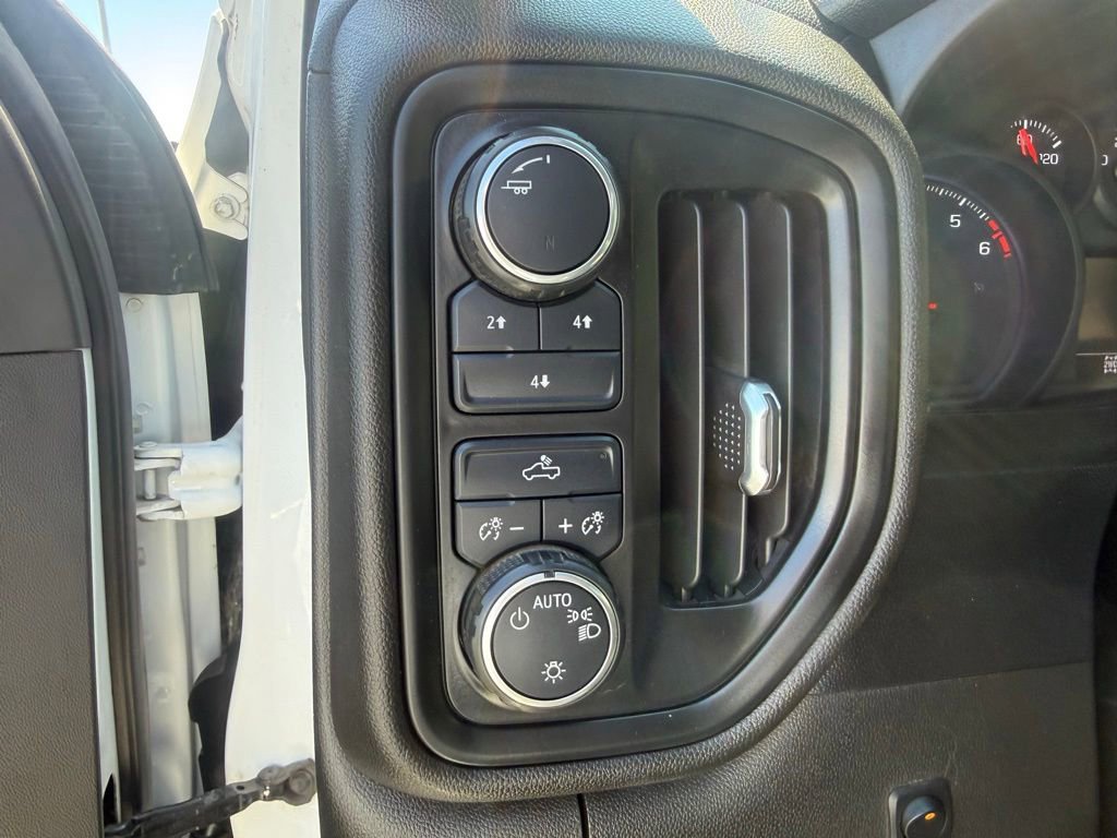 Used 2021 Chevrolet Silverado 2500 W/T w/ WT Convenience Package AWD/4WD image 18