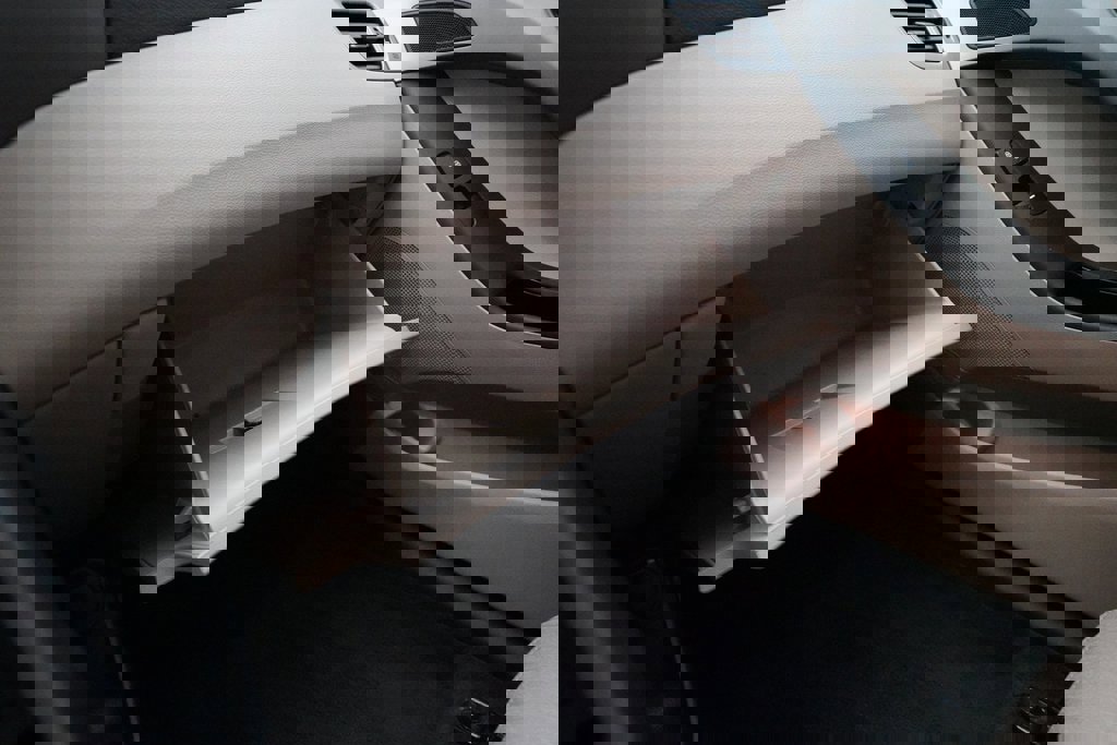 Used 2016 Hyundai Elantra SE image 28