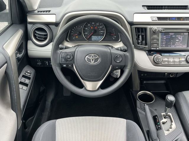 Used 2015 Toyota RAV4 XLE image 18