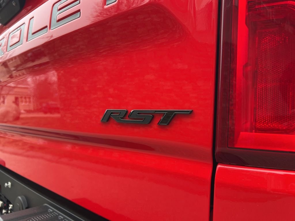 Used 2020 Chevrolet Silverado 1500 RST w/ All-Star Edition image 9