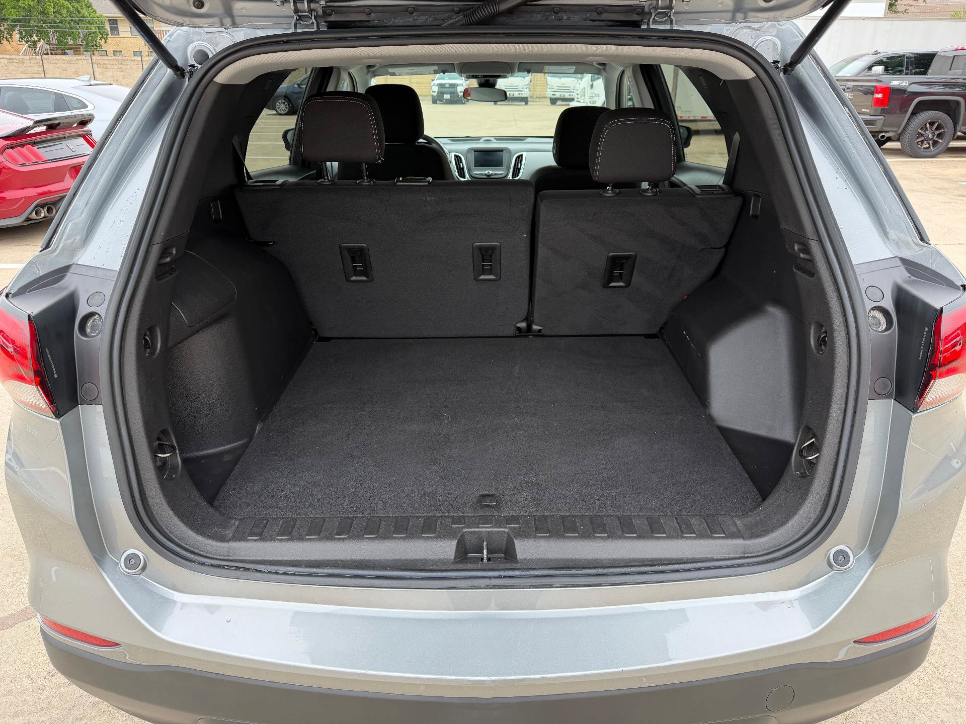 Used 2023 Chevrolet Equinox LS w/ LS Convenience Package FWD image 23