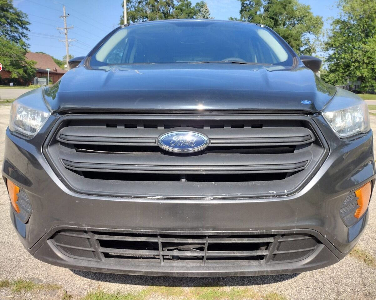Used 2017 Ford Escape S FWD image 2