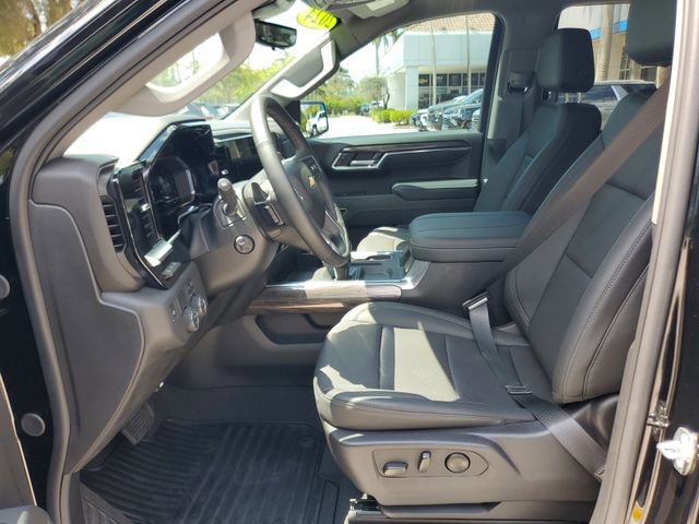 Certified 2024 Chevrolet Silverado 1500 LTZ w/ Technology Package image 15