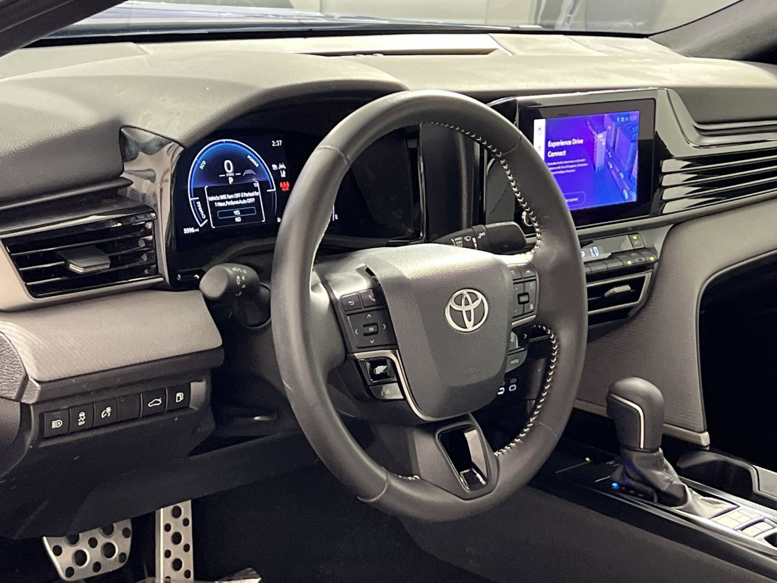 Used 2026 Toyota Camry SE w/ Convenience Package FWD image 16