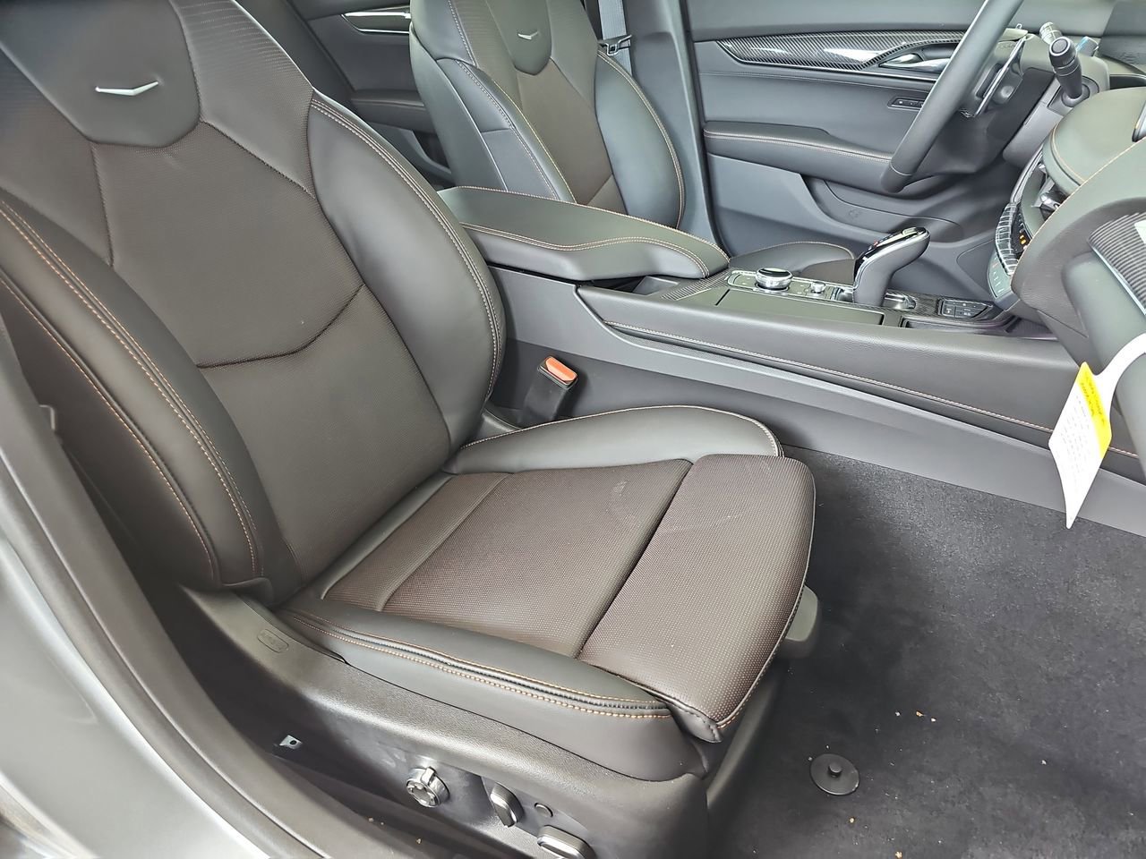 New 2025 Cadillac CT5 Sport w/ Platinum Package AWD/4WD image 10