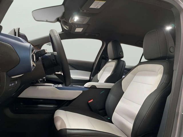 Used 2026 Chevrolet Equinox EV LT image 26