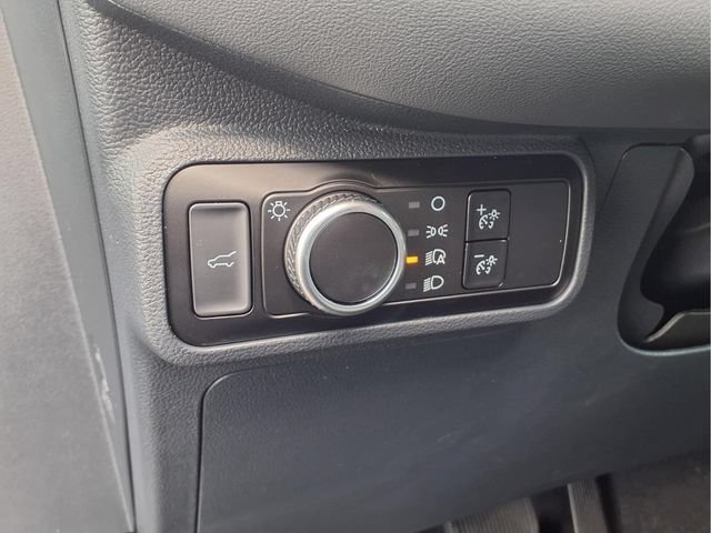 Used 2025 Ford Explorer Active AWD/4WD image 20