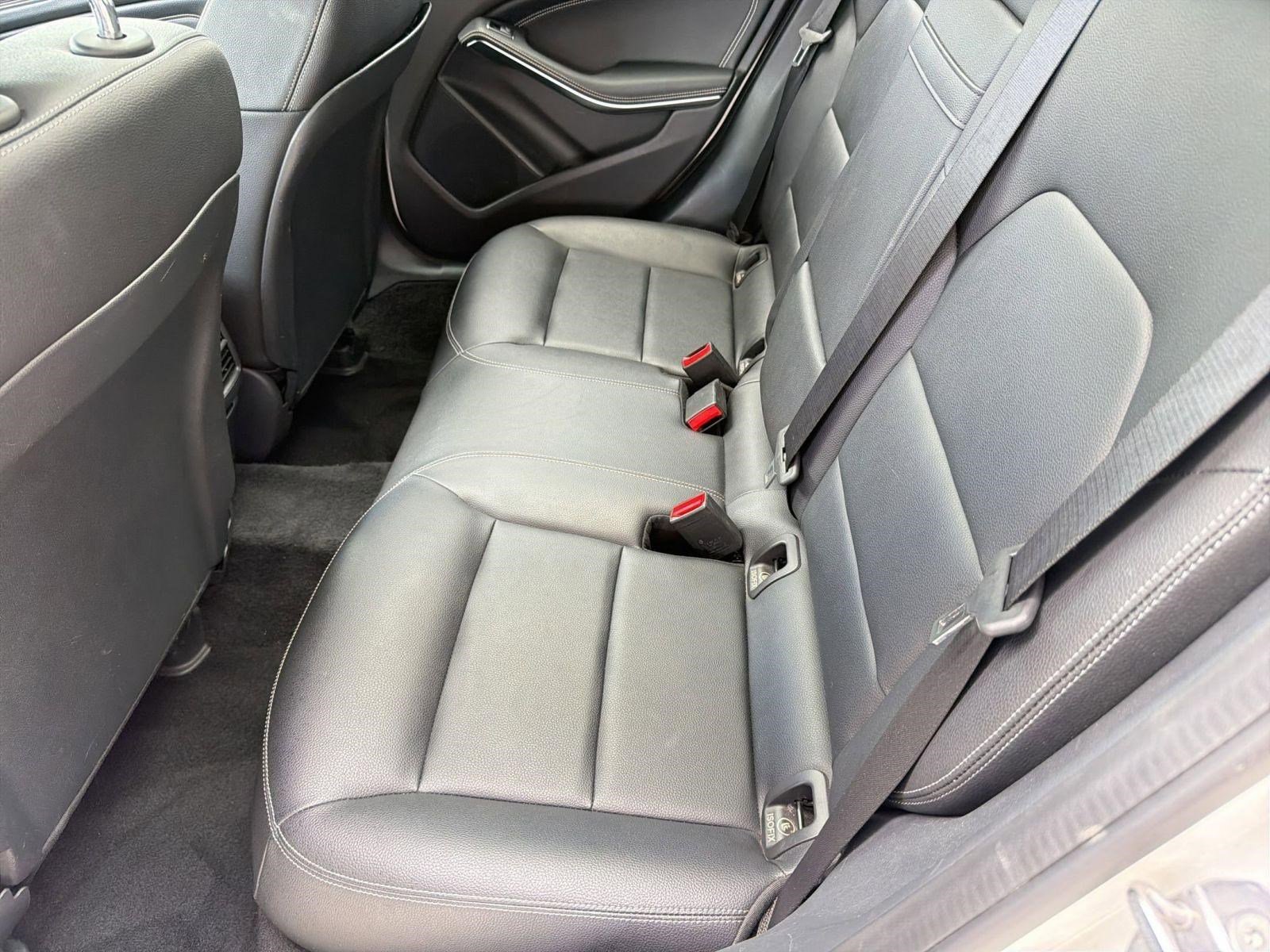 Used 2019 Mercedes-Benz GLA 250 4MATIC image 15