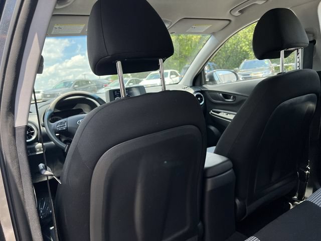 Used 2022 Hyundai Kona SE w/ Cargo Package FWD image 31