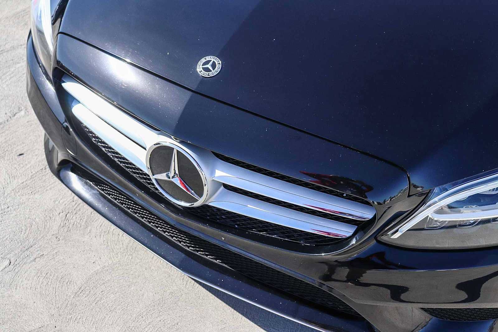Used 2019 Mercedes-Benz C 300 Sedan image 8