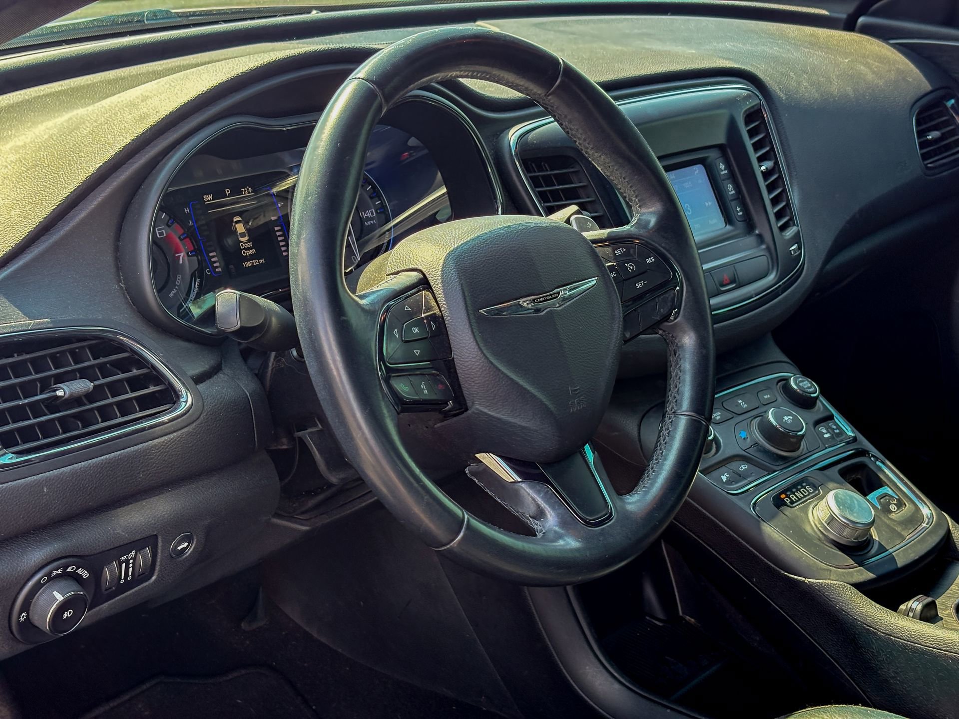 Used 2016 Chrysler 200 S image 5