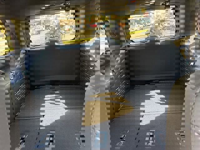 Used 2024 Chevrolet Tahoe Z71 w/ Luxury Package image 14