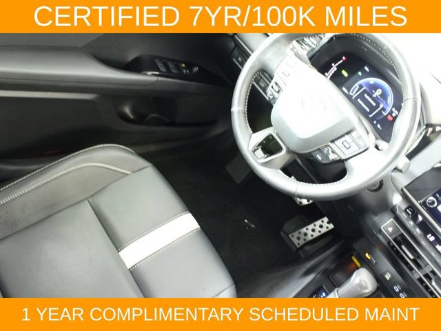 Used 2025 Toyota Camry SE FWD image 16