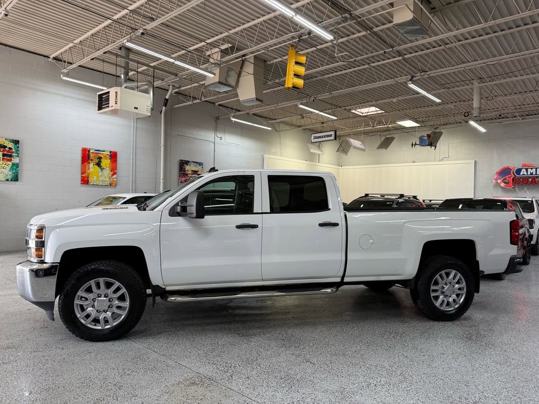 Used 2015 Chevrolet Silverado 3500 LT AWD/4WD image 2