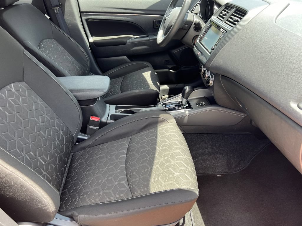 Used 2024 Mitsubishi Outlander Sport ES AWD/4WD image 7