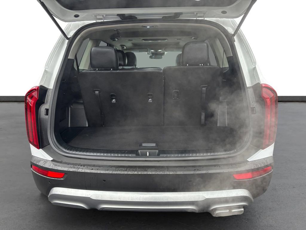 Used 2022 Kia Telluride S image 24