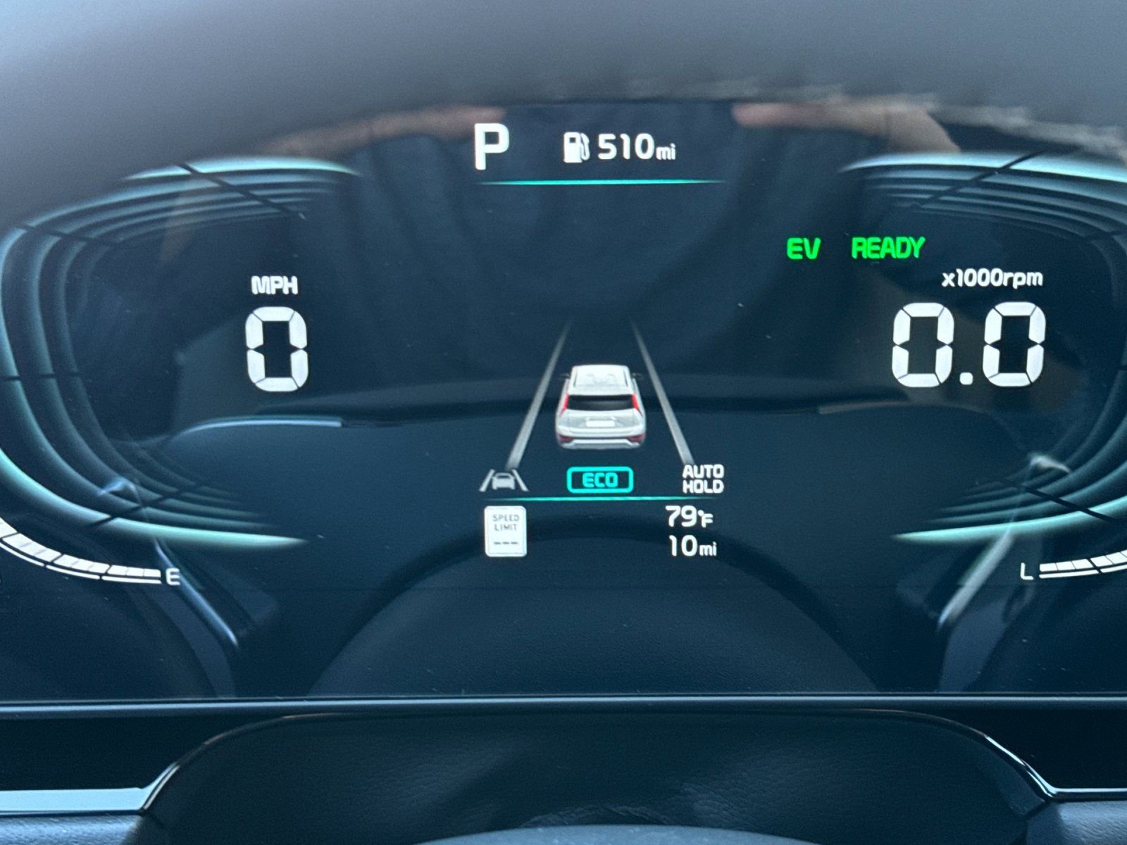 New 2025 Kia Niro EX image 30