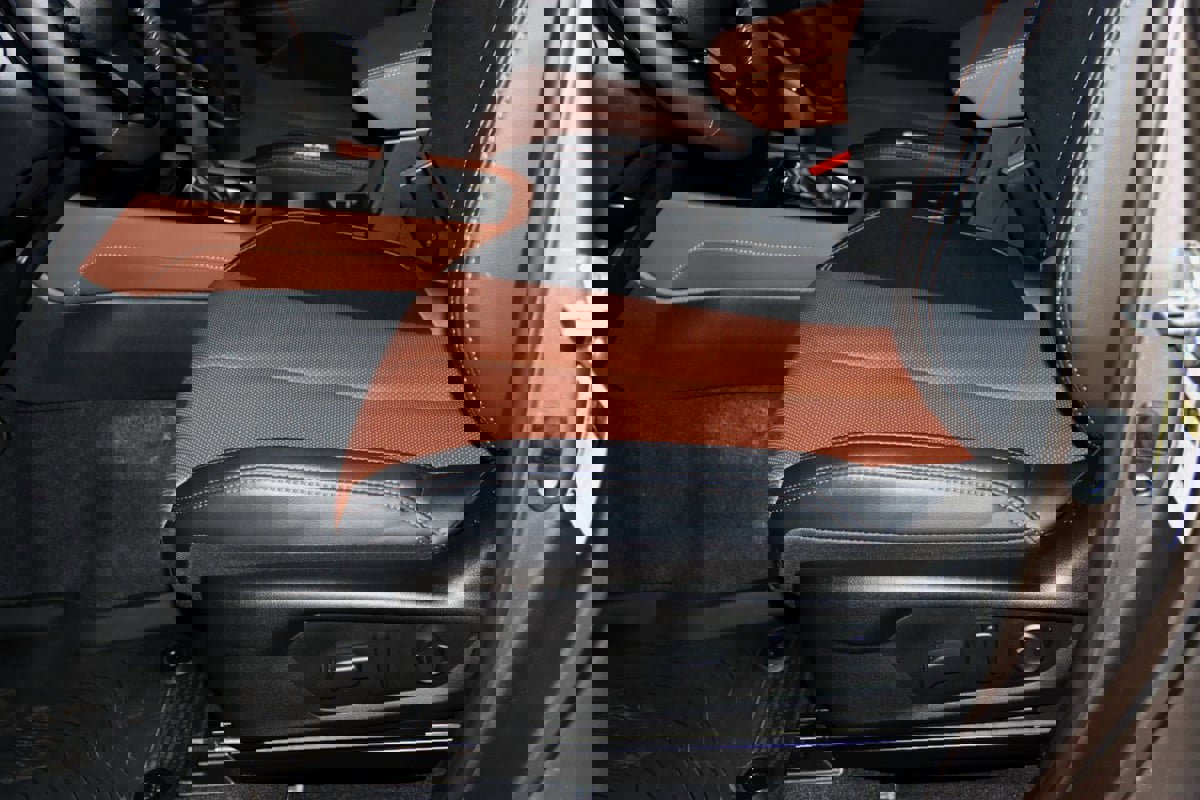 Used 2025 Subaru Forester Touring image 34