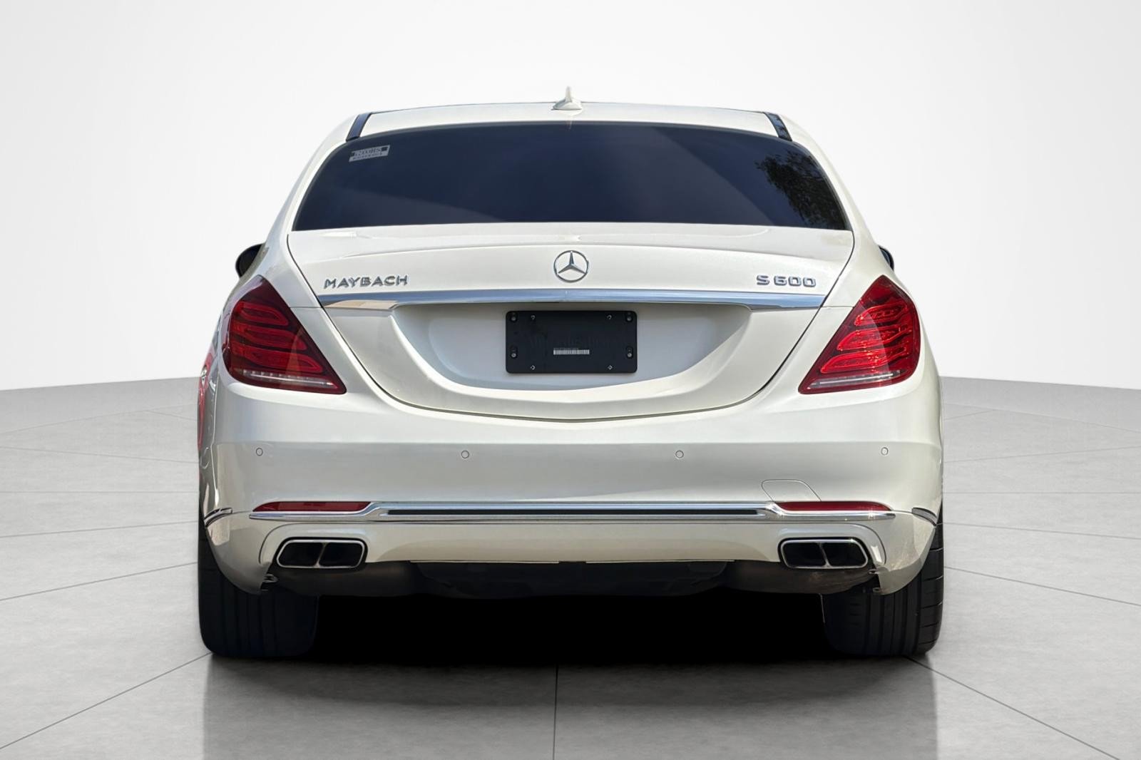 Used 2017 Mercedes-Benz Maybach S 600 image 4