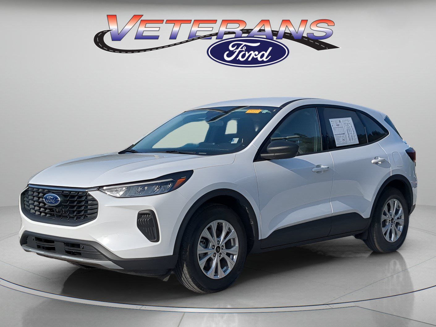 Certified 2025 Ford Escape Active FWD image 1