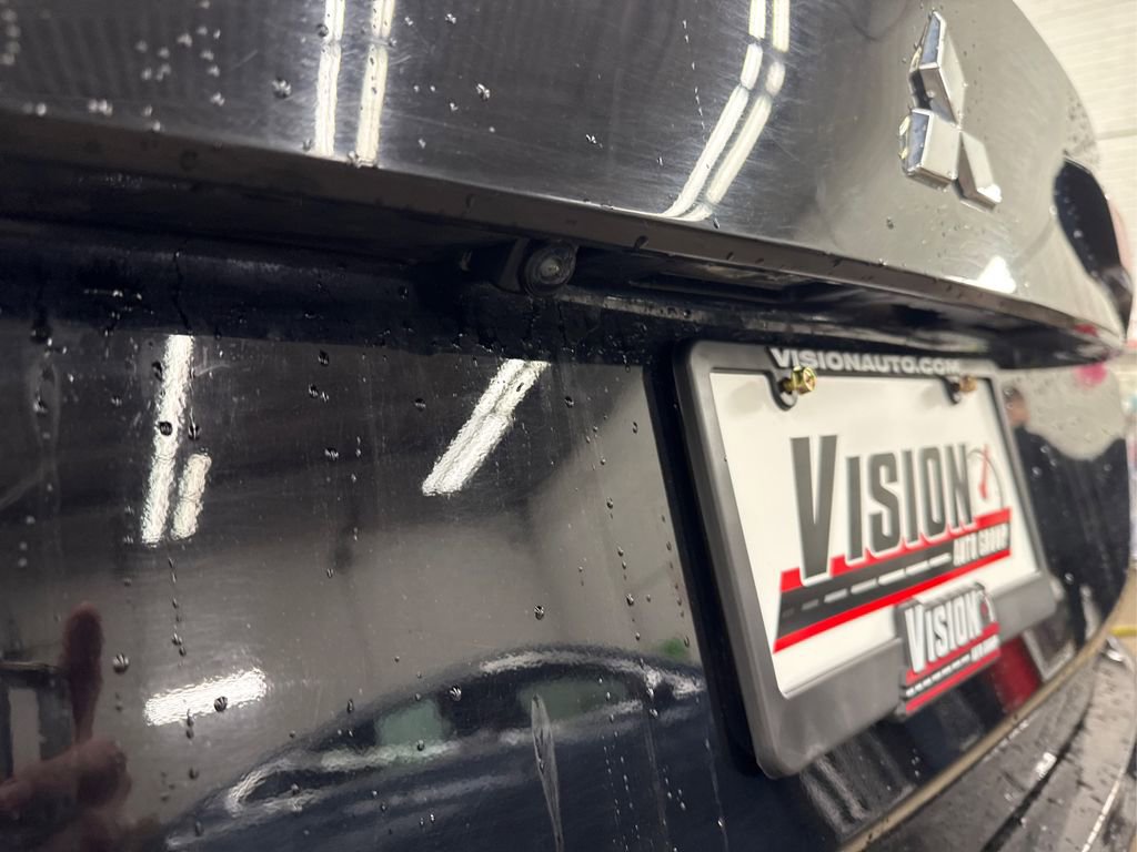 Used 2024 Mitsubishi Outlander SE image 16