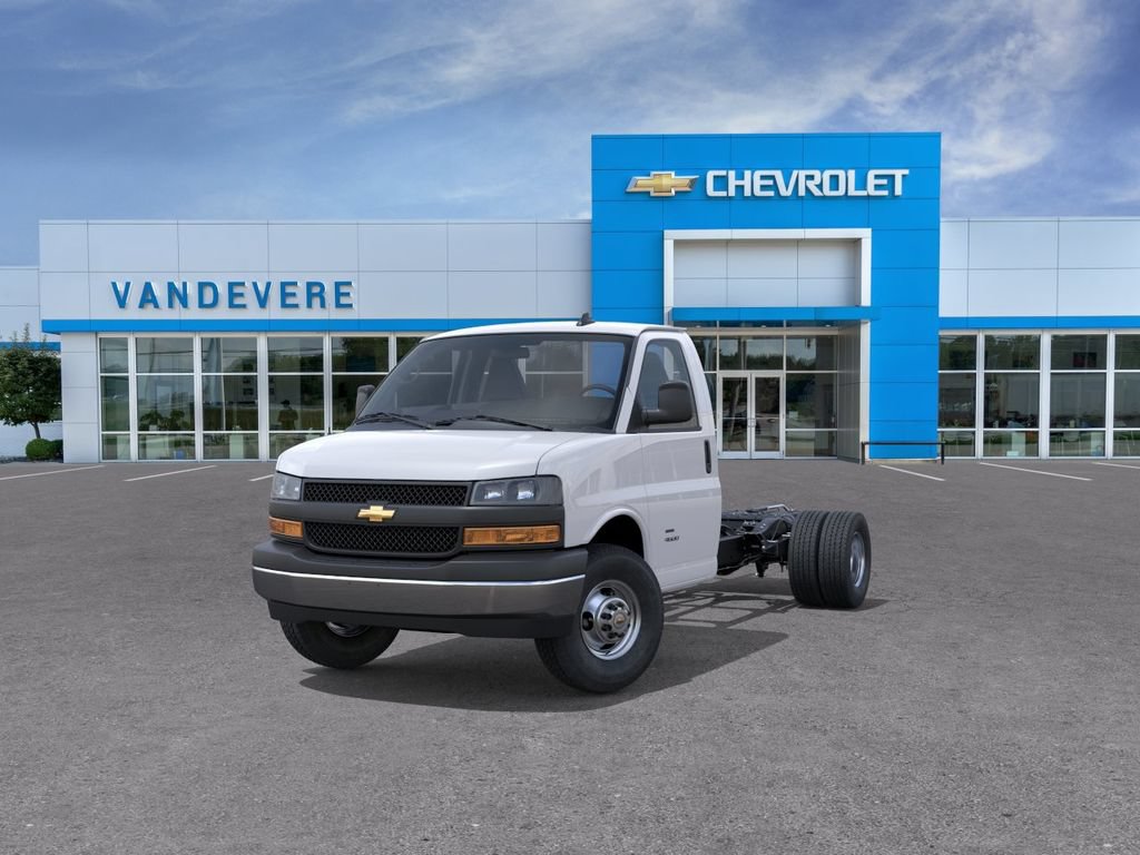 New 2025 Chevrolet Express 3500 w/ Power Convenience Package RWD image 10