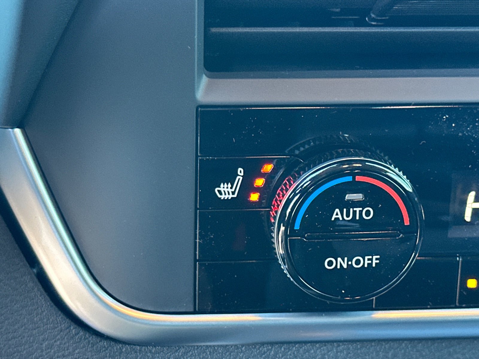 New 2026 Nissan Rogue SV image 31